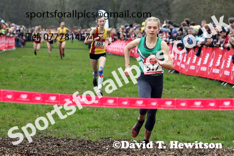 Intermediate girls, 2020 New Balance English Schools Champs., Sefton Park, Liverpool. Photo: David T. Hewitson/Sports for All Pics